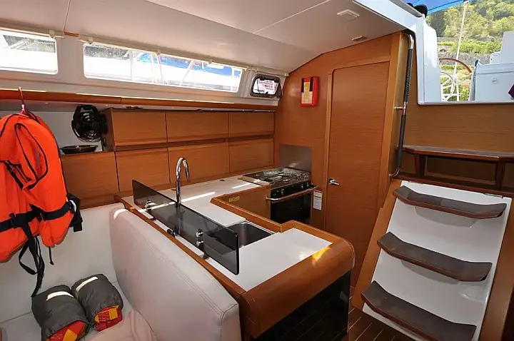 Sun Odyssey 409 - 