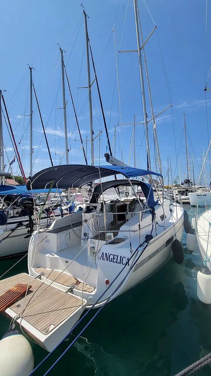 Bavaria Cruiser 36 - 