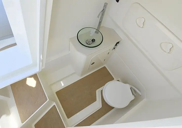 Capelli 900 Open 300 HP - 