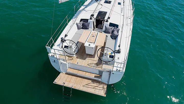 Sunsail 42 - 