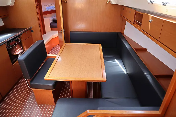 Bavaria Cruiser 40 (3 cab.) - 