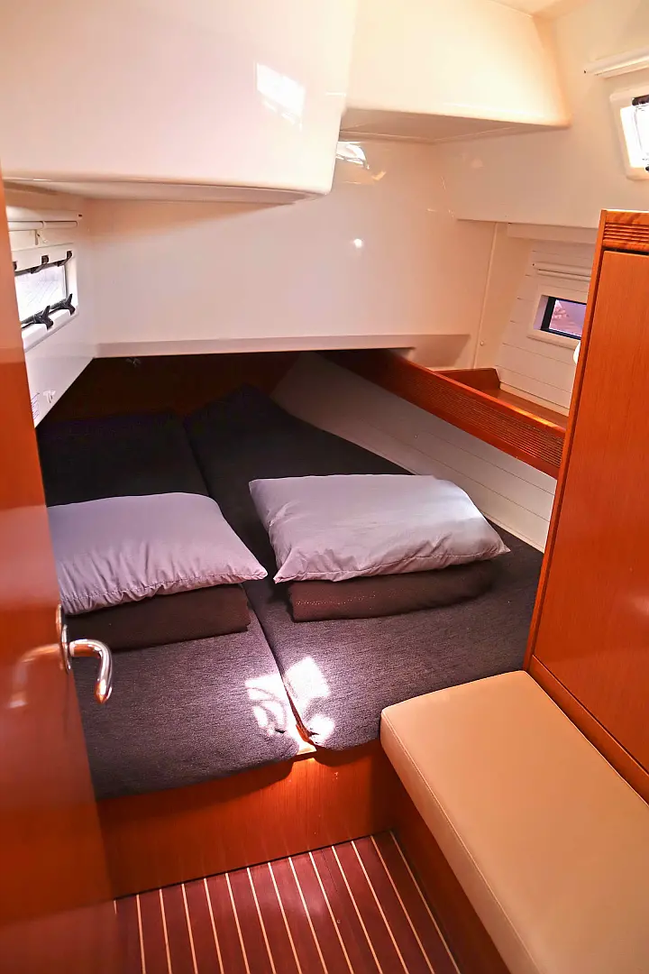 Bavaria Cruiser 40 (3 cab.) - 