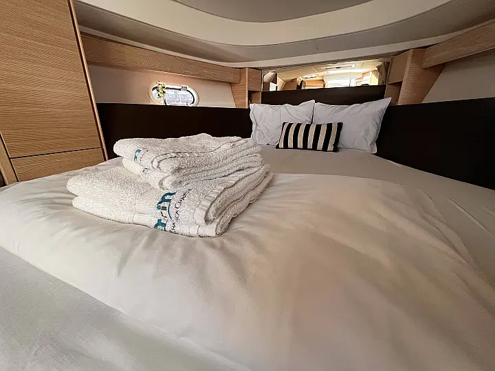 Bavaria S33 HT - 