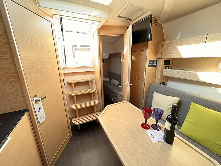 Bavaria S33 HT - 
