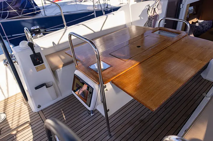 Oceanis 38 - 
