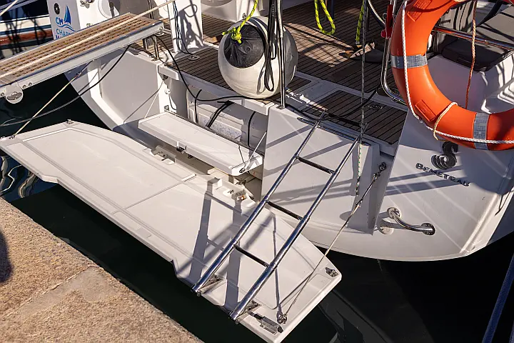 Oceanis 38 - 