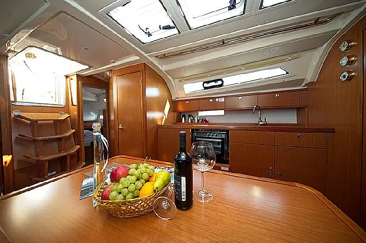 Bavaria Cruiser 41 - 