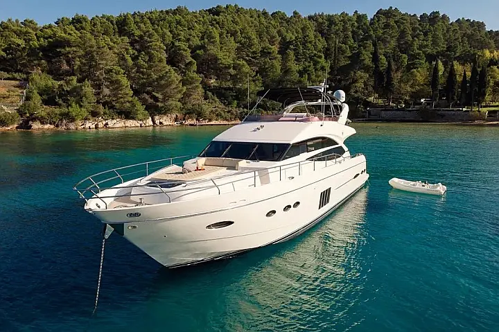 Princess 72 - 
