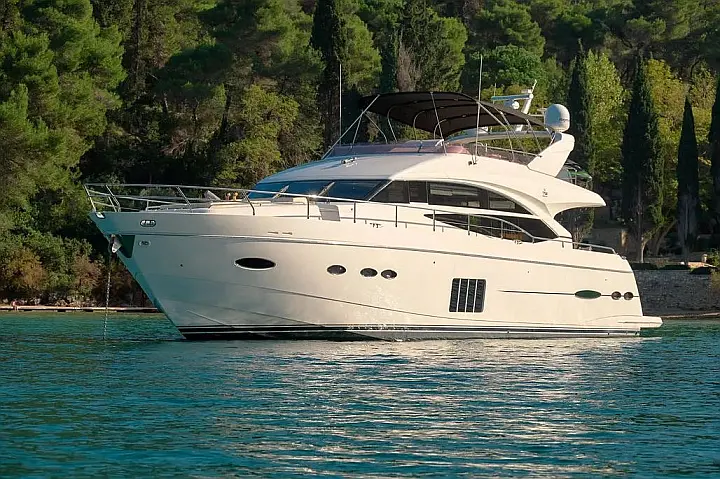 Princess 72 - 