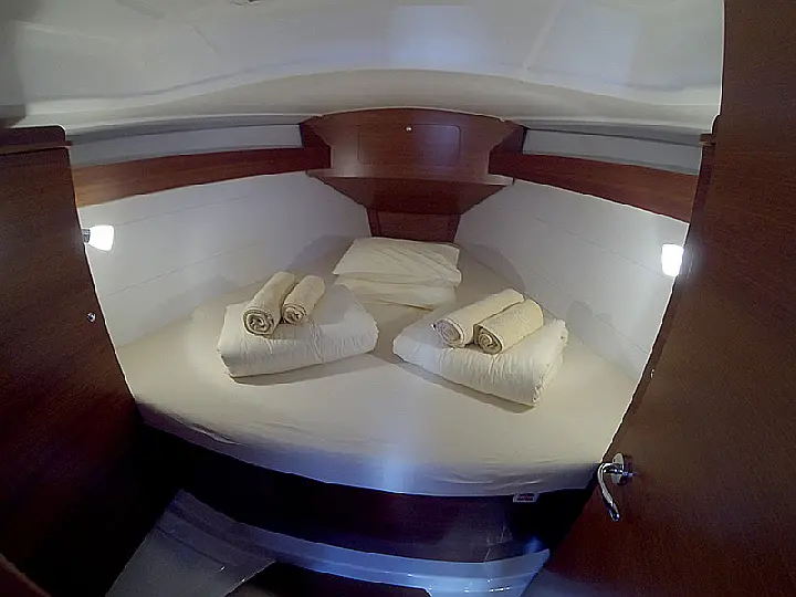 Dufour 335 GL - Dufour 335 GL master cabin