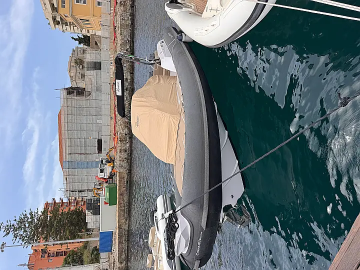 Ranieri Cayman 28.0 Executive - 