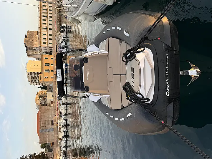 Ranieri Cayman 28.0 Executive - 