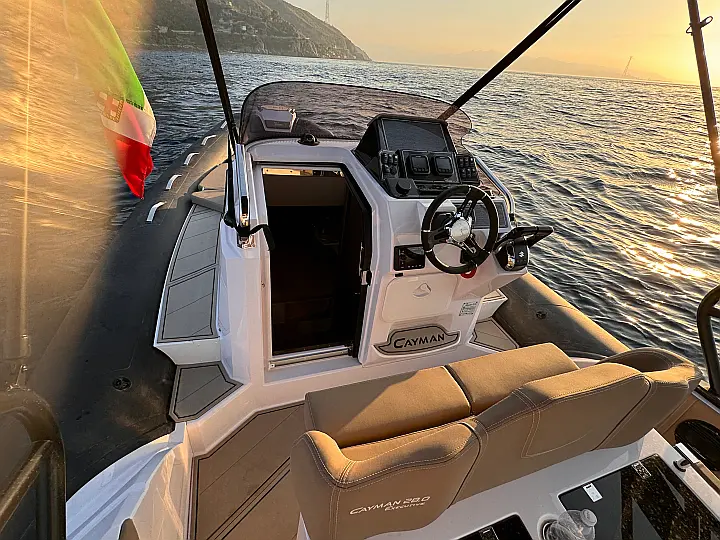 Ranieri Cayman 28.0 Executive - 