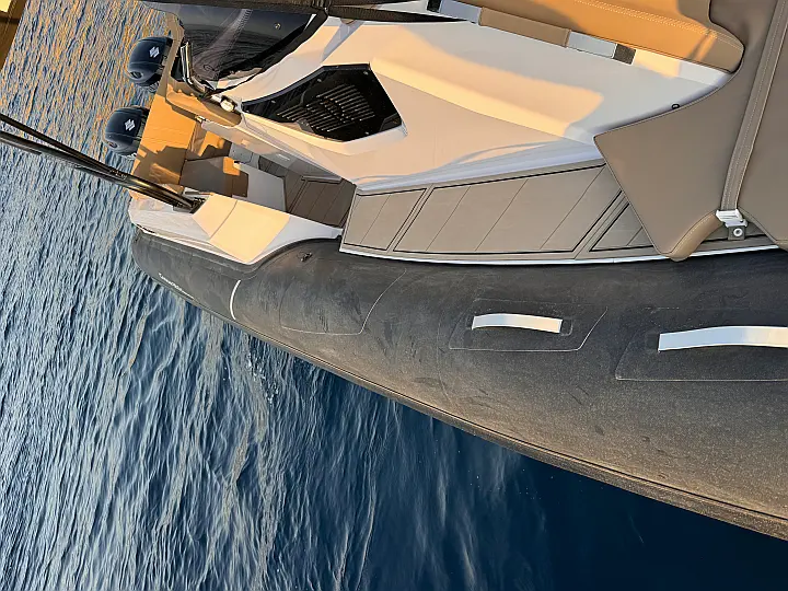 Ranieri Cayman 28.0 Executive - 