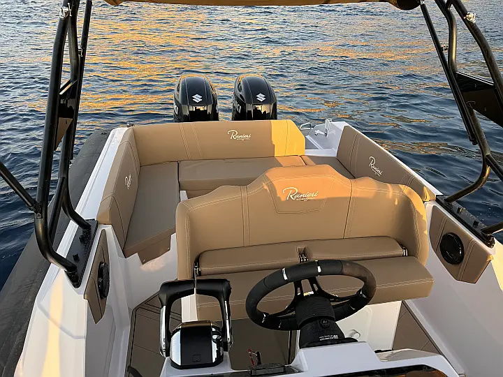 Ranieri Cayman 28.0 Executive - 