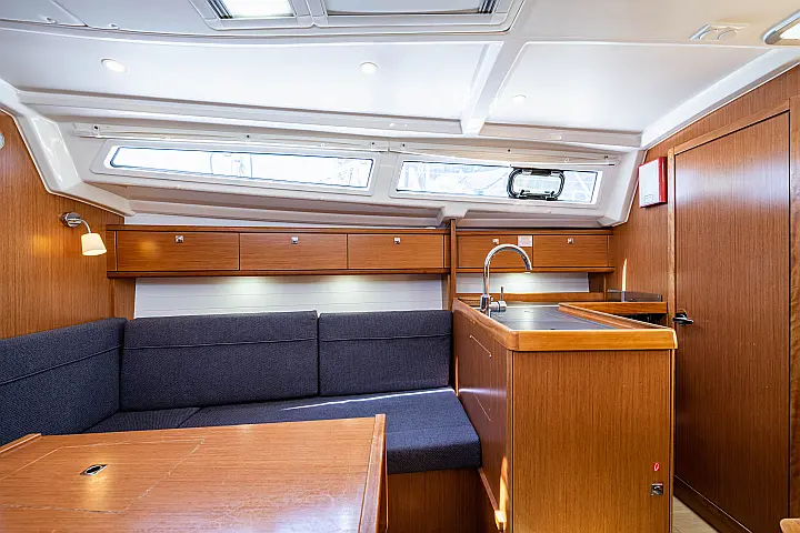 Bavaria 33 Cruiser - 