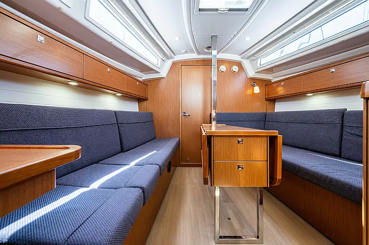 Bavaria 33 Cruiser - 