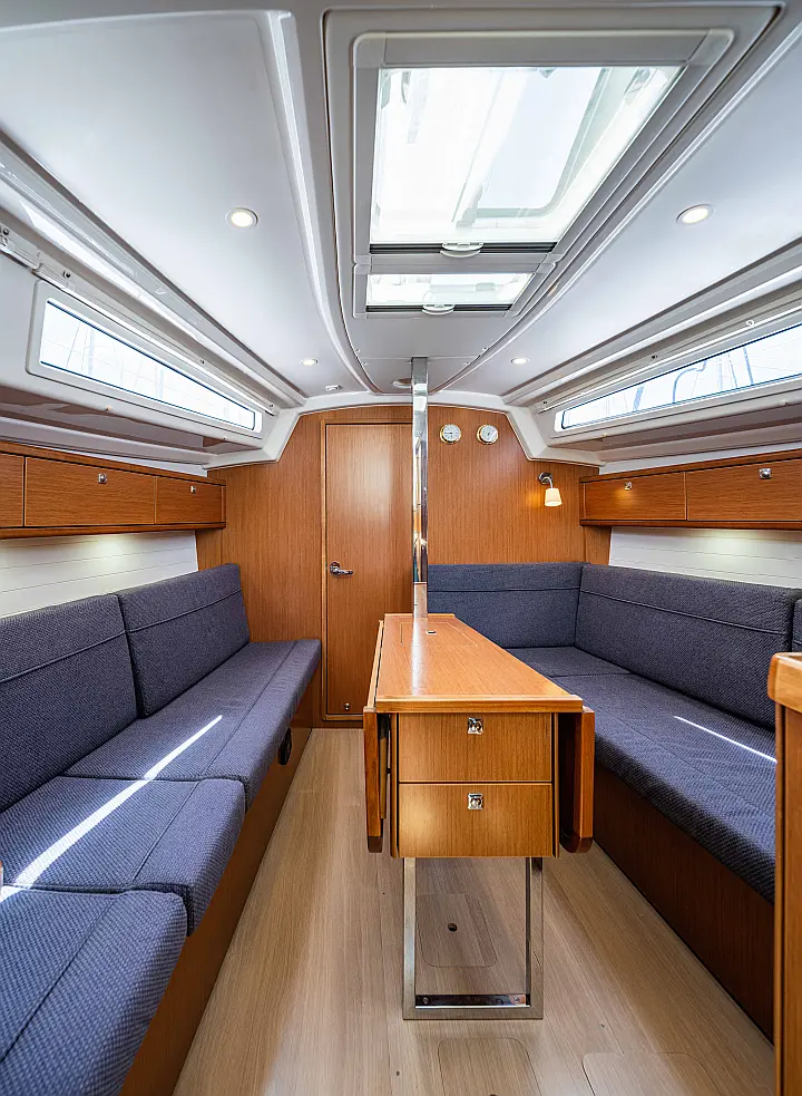 Bavaria 33 Cruiser - 