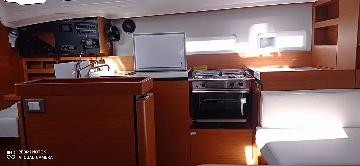 Sun Odyssey 410 - 