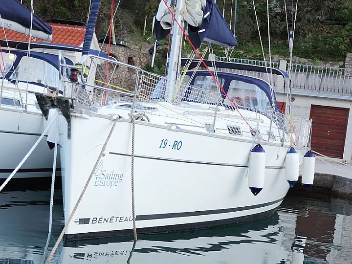 Beneteau Cyclades 39.3 - Exterior (photo taken 2019)